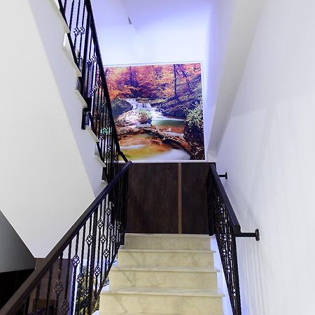 Carla'S Apartment, Airport & Train Station Shuttle Iasi Exterior foto